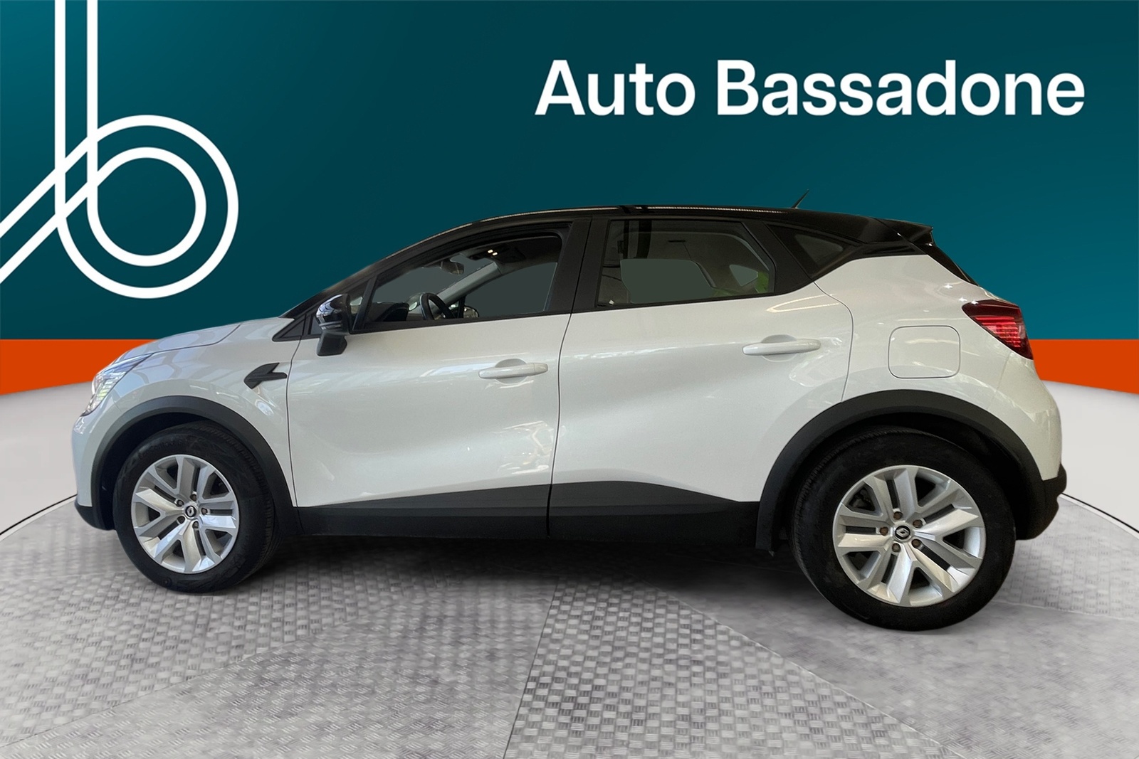 Renault Captur 2022, photo 2/10