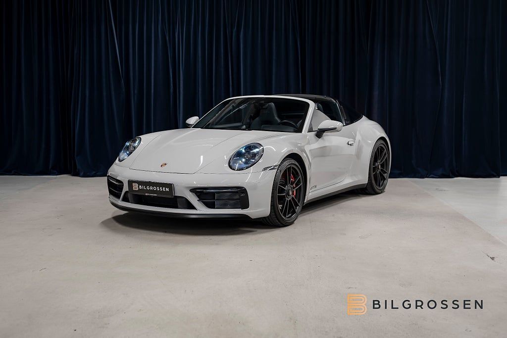 Porsche 911 Targa 4 GTS Lyft Bakaxel Sport Chron Plus Sportavg 353kW