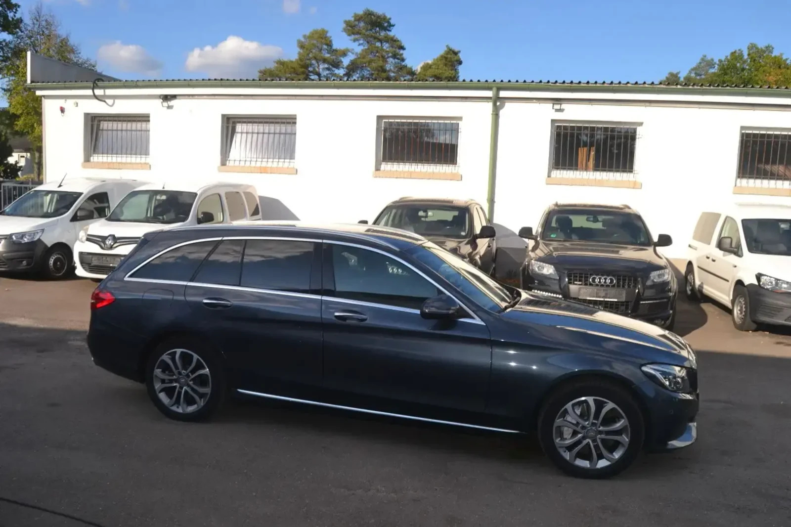 Mercedes-Benz C 350 2015, photo 6/9