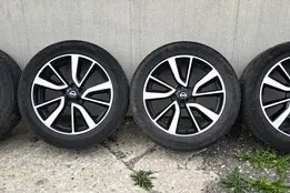 Kasutatud valuvelg+suverehv 225R19, Nissan