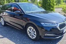 Škoda Octavia, 2023, 1.0, 81 kW, гибрид б+э, автомат, передний привод