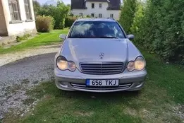 Mercedes-Benz C 220, 2004, 2.1, 110 kW, diesel, automatic, rear-wheel drive