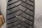 Подержанный шипованная шина 235/50R19 GoodYear VW  TIGUAN