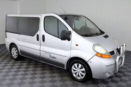 Renault Trafic, 2004, 2.5, 134 kW, diesel, manual, front-wheel drive