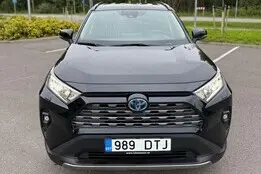 Toyota RAV4, 2022, 2.5, 131 kW, гибрид б+э, автомат, передний привод
