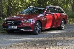 Mercedes-Benz E 300, 2021, 2.0, 143 kW, plug-in hybrid d+e, automatic, rear-wheel drive