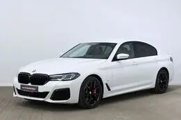 BMW 530, 2023, 3.0, 210 kW, гибрид д+э, автомат, полный привод