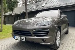 Porsche Cayenne, 2012, 3.0, 180 kW, diesel, automatic, four-wheel drive