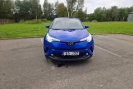 Toyota C-HR, 2019, 1.2, 85 kW, bensiin, manuaal, esivedu