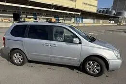Kia Carnival, 2011, 2.2, diesel, automatic, front-wheel drive