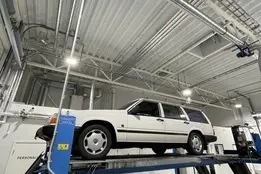 Volvo 940, 1990, 2.4, 96 kW, бензин, автомат, задний привод