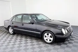 Mercedes-Benz E 240, 2000, 2.4, 125 kW, petrol, automatic, rear-wheel drive