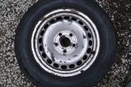 Kasutatud valuvelg+suverehv 195/65R15,