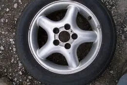 Kasutatud plekkvelg+suverehv 205/55R15,