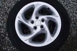 Kasutatud plekkvelg+suverehv 205/55R15,