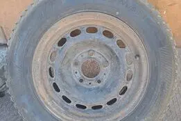 Kasutatud plekkvelg+naastrehv 205/65R15, BMW