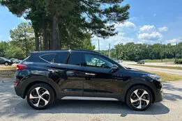 Hyundai Tucson, 0.3, 3000 kW, bensiin, automaat, nelikvedu