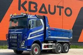 Müüa kasutatud sõiduk Volvo FH 16 750 6x4 RETARDER / TANDEM AXLE LIFT / BIG AXLES / BOX L=4732 mm, 2016, 335 023 km, 551 kW, diisel, automaat, YV2R0P0D4GA785975