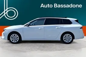 Продается подержанный автомобиль Opel Astra, 2024, 30 000 км, 1.2, 96 kW, бензин, автомат, передний привод, VXKFRHNS8R1051887