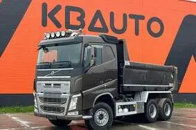 For sale used vehicle Volvo FH 540 6x4 RETARDER / TANDEM AXLE LIFT / BIG AXLES / BOX L=4487 mm, 2017, 329 718 km, 405 kW, diesel, automatic, YV2RT60D9JA816064