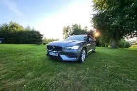 For sale used car Volvo V60, 2019, 193 000 km, 2.0, 110 kW, diesel, automatic, front-wheel drive, 775DZB, YV1ZW72VDK1017450