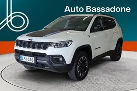 Müüa kasutatud auto Jeep Compass, 2024, 21 000 km, 1.3, 176 kW, pistikhübriid, automaat, nelikvedu, ZACPJFDW9NPS03335