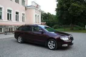 Продается подержанный автомобиль Škoda Superb, 2012, 237 000 км, 1.4, 92 kW, бензин, механическая, передний привод, 616BGC, TMBJA63T2C9034709