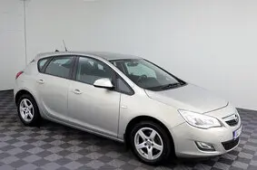 For sale used car Opel Astra, 2011, 258 000 km, 1.7, 125 kW, diesel, manual, front-wheel drive, 041BVF, W0LPD6EF2A8078817