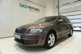 Продается подержанный автомобиль Škoda Octavia ACTIVE COMBI, 2016, 228 203 км, 1.0, 85 kW, бензин, механическая, передний привод, TMBJP7NE7H0077053