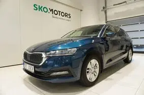 For sale used car Škoda Octavia AMBITION COMBI, 2023, 51 372 km, 1.5, 110 kW, hybrid, automatic, front-wheel drive, TMBJR8NX9RY040316