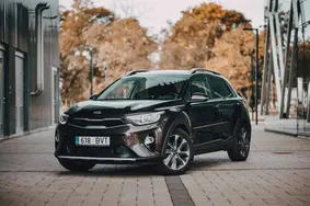 For sale used car Kia Stonic, 2017, 69 600 km, 1.0, 88 kW, petrol, manual, front-wheel drive, 618BVT, KNAD6811AJ6088325