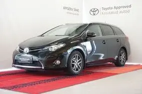 Müüa kasutatud auto Toyota Auris Active, 2014, 135 300 km, 1.8, 73 kW, hübriid, automaat, esivedu, 147TLC, SB1ZS3JE80E126367