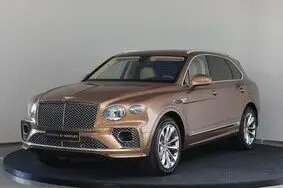 Продается подержанный автомобиль Bentley Bentayga AZURE HYBRID, 2023, 18 268 км, 3.0, 250 kW, гибрид, автомат, полный привод, SJAA614V7PC021856