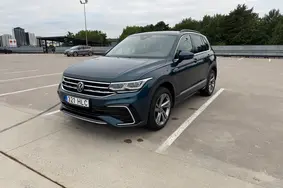Müüa kasutatud auto Volkswagen Tiguan R-Line, 2022, 54 439 km, 2.0, 110 kW, diisel, automaat, nelikvedu, 321HLC, WVGZZZ5NZNW524922