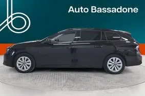 Продается подержанный автомобиль Opel Astra, 2024, 17 000 км, 1.2, 96 kW, бензин, автомат, передний привод, VXKFRHNS2R1051190