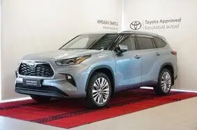 Продается подержанный автомобиль Toyota Highlander Executive, 2025, 12 500 км, 2.5, 140 kW, гибрид, автомат, полный привод, 661TLV, 5TDLB3CH30S623328