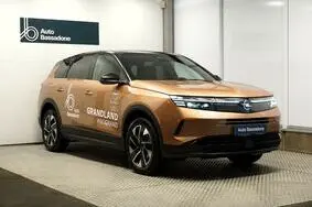 Müüa kasutatud auto Opel Grandland GS Hybrid 145 e-DCS6, 2025, 4 590 km, 1.2, 100 kW, hübriid, automaat, esivedu, VXKKAHPY2R6053208