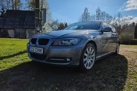Продается подержанный автомобиль BMW 320, 2012, 351 000 км, 2.0, 135 kW, дизель, механическая, полный привод, 122CHK, WBAUY31040F150858