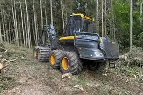 Продается подержанный, 210 kW, дизель