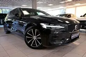 For sale used car Volvo V60 AWD H&K LUXURY DARK PLUS RECHARGE INTELLI SAFE, 2022, 102 000 km, 2.0, 293 kW, petrol, automatic, four-wheel drive, YV1ZWH1V4P1531909