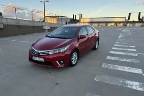 Продается подержанный автомобиль Toyota Corolla, 2014, 226 700 км, 1.6, 97 kW, бензин, автомат, передний привод, 810BLZ, NMTBE3JE60R086769