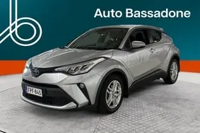 Продается подержанный автомобиль Toyota C-HR, 2022, 44 000 км, 1.8, 90 kW, гибрид, автомат, передний привод, NMTK33BX40R210530