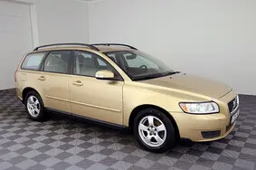 Продается подержанный автомобиль Volvo V50, 2007, 244 000 км, 1.8, 92 kW, бензин, механическая, передний привод, 726BAL, YV1MW214282393355