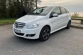 Продается подержанный автомобиль Mercedes-Benz B 180, 2009, 249 987 км, 1.7, 85 kW, бензин, механическая, передний привод, 529MSZ, WDD2452321J548465