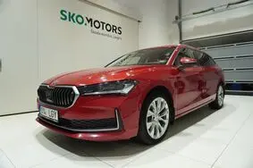 Продается подержанный автомобиль Škoda Superb COMBI SELECTION, 2024, 48 549 км, 1.5, 110 kW, гибрид, автомат, передний привод, TMBJN0NZ2RC003202