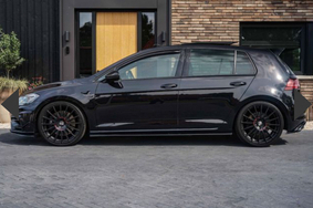 Müüa kasutatud auto Volkswagen Golf VII R 4Motion DSG/Pano, 2017, 169 000 km, 2.0, 228 kW, bensiin, automaat, nelikvedu