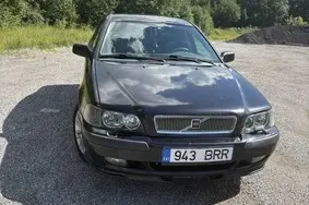 For sale used car Volvo S40, 2003, 257 000 km, 1.6, 80 kW, petrol, manual, front-wheel drive, 943BRR, YV1VS10K34F037935