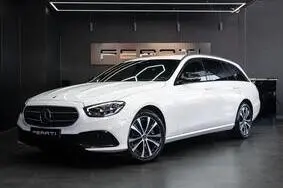 For sale naudota automobilis Mercedes-Benz E 300 Facelift, 2022, 83 000 km, 2.0, 143 kW, hibridas, automatinė, galiniai varomieji ratai, 996LVL, W1KZH1GB7PB121027