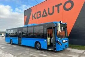 For sale used bus Volvo B8RLE 8900 4x2 47 SEATS / AC / AUXILIARY HEATER / WHEELCHAIR RAMP, 2015, 561 627 km, 240 kW, diesel, automatic, YV3T7U528F1172176
