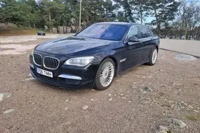 For sale naudota automobilis BMW 750, 2012, 330 000 km, 3.0, 280 kW, dyzelinas, automatinė, visų varomųjų ratų pavara, 706TMH, WBAYB81040C998563